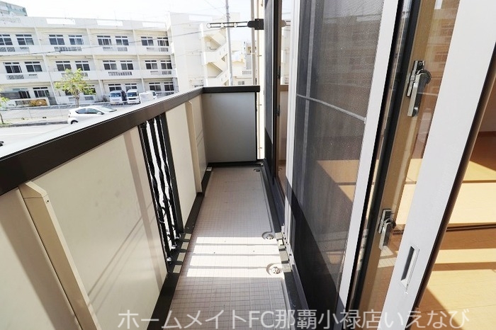 バルコニー　※別部屋・反転タイプです