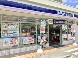 コンビニ　ファミリーマート真嘉比中央店（コンビニ）まで213m