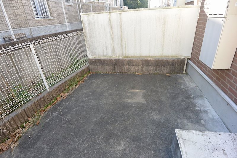 バルコニー　専用庭