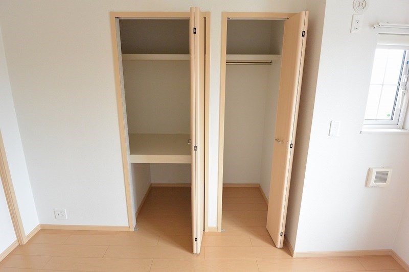 収納　洋室収納