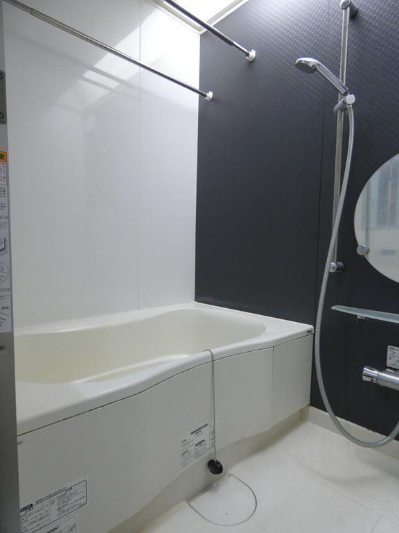 バス・シャワールーム　※別部屋の参考写真です。