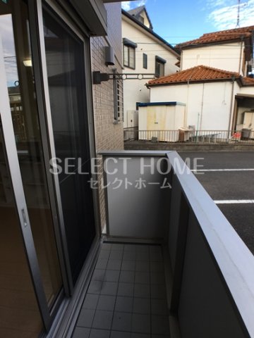 バルコニー　お洗濯にも便利なバルコニー付き