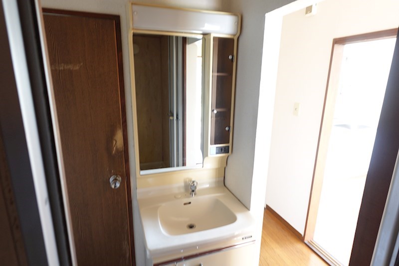 洗面設備　参考写真