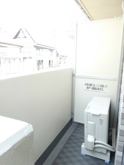 バルコニー　【参考】同建物内の別のお部屋の画像です