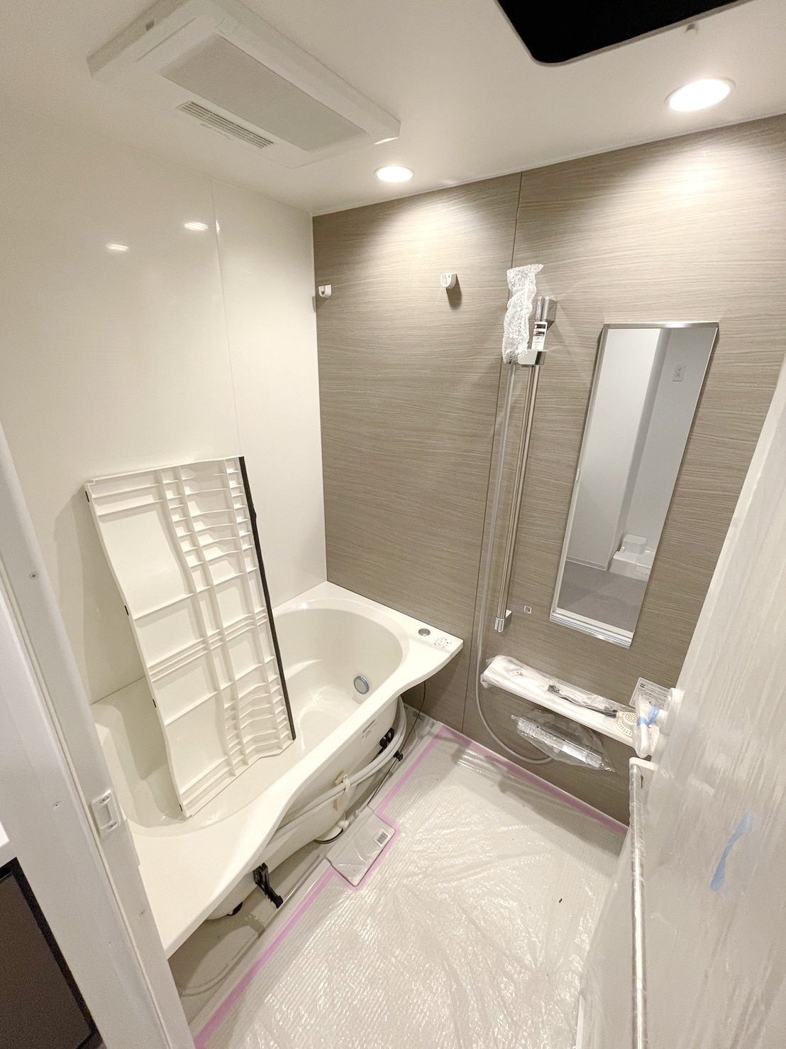 バス・シャワールーム