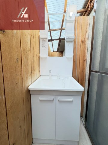 洗面設備　朝の身支度には欠かせない独立洗面化粧台