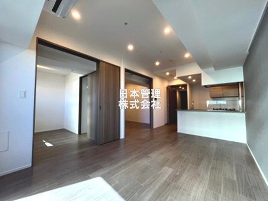 居室・リビング　※別部屋の写真です