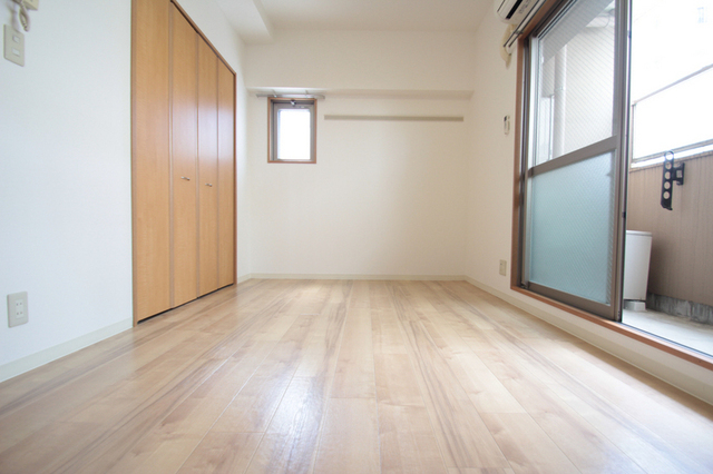 居室・リビング　※別室の参考写真です。