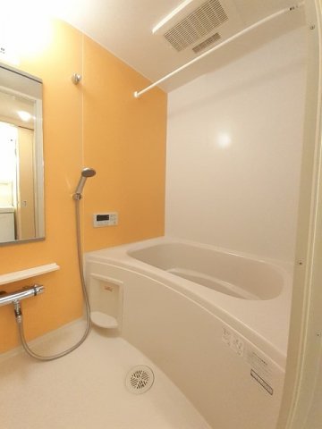 バス・シャワールーム　お風呂です