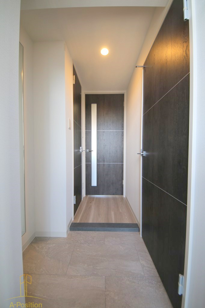 玄関　リヴェント難波サウス