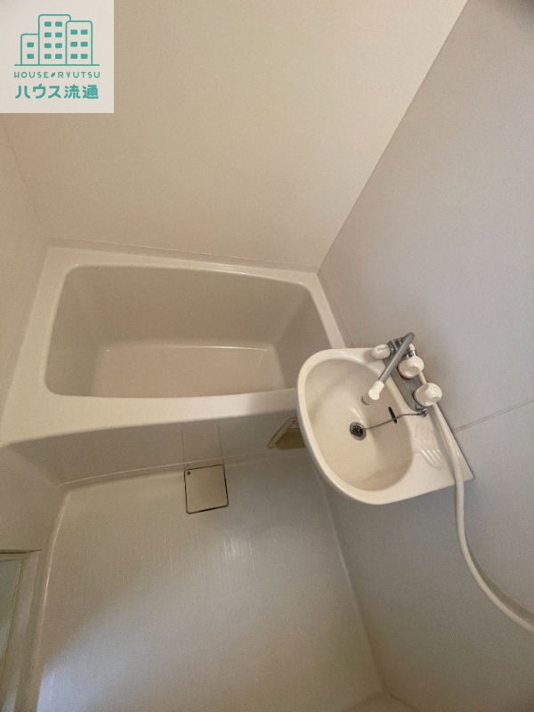 バス・シャワールーム　※別号室写真