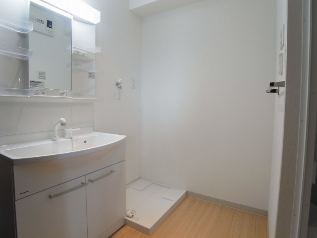 洗面設備　同型タイプ