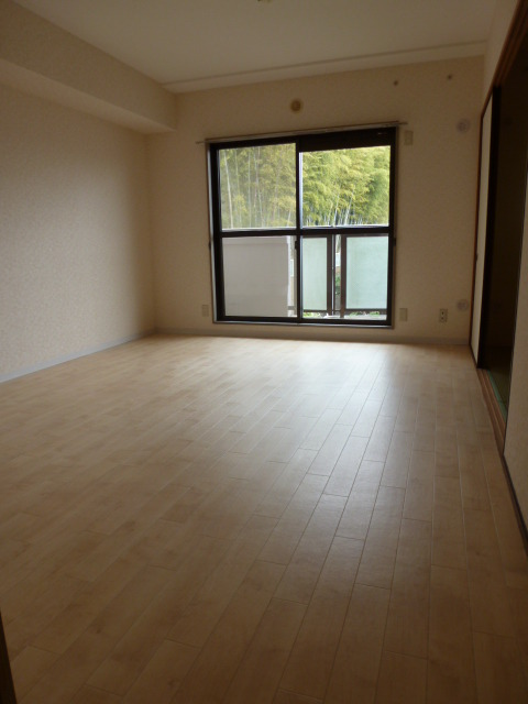 居室・リビング　※同間取り別部屋参考写真