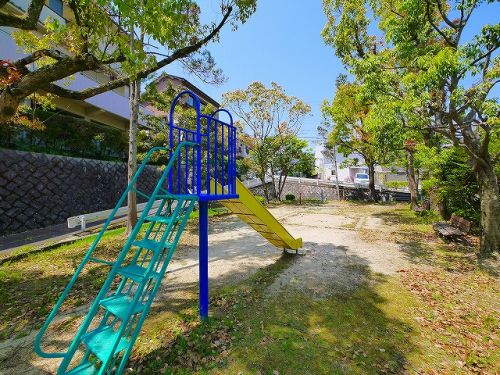 公園　旭ヶ丘第1公園（公園）まで484m