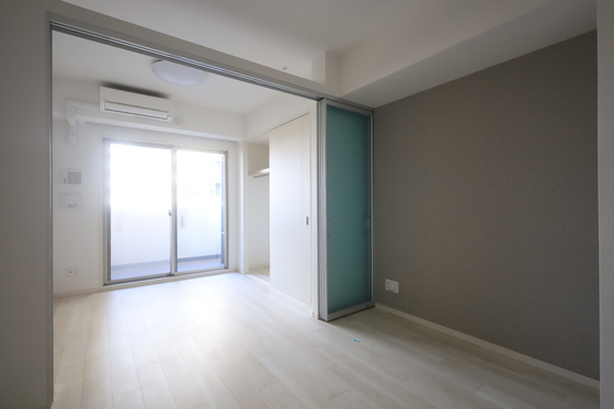 居室・リビング　※別部屋の写真です