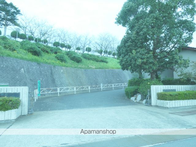 中学校　遠賀南中学校（中学校）まで1460m