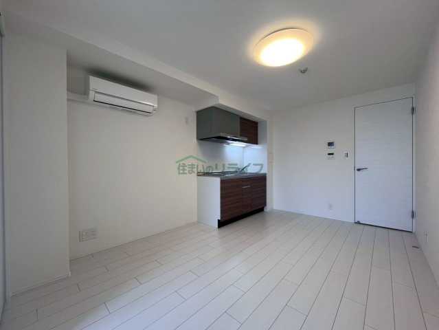 居室・リビング　※参考写真です。同じ間取りの別部屋になります。