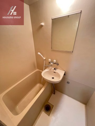 バス・シャワールーム　お風呂で日々の疲れを落としましょう