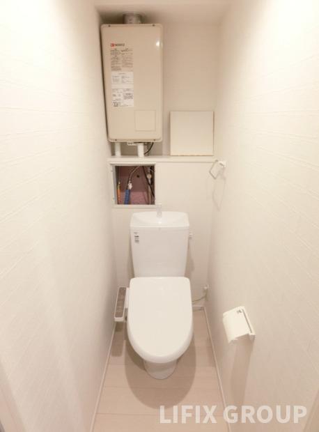 トイレ　トイレ