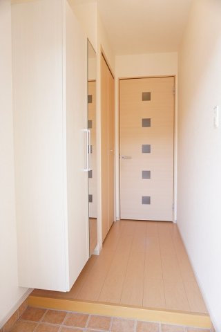 玄関　シンプルで使いやすい玄関です