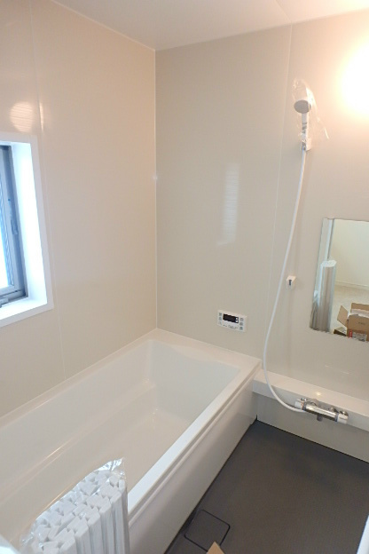 バス・シャワールーム　追い焚き給湯