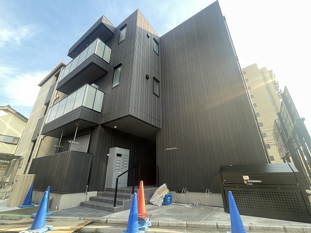 建物外観　新築マンション　”東京都ゼロエミ住宅”