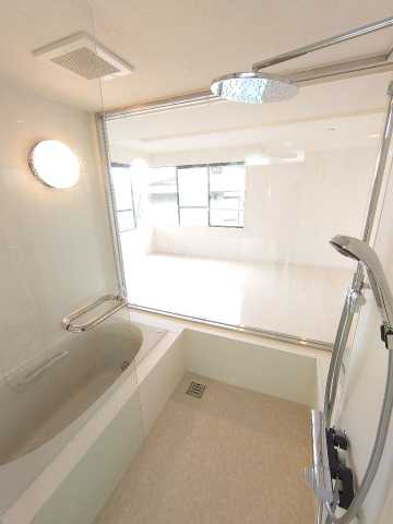 バス・シャワールーム　別部屋参考写真