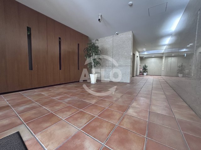 ロビー　グランシャルマン新大阪　ロビー