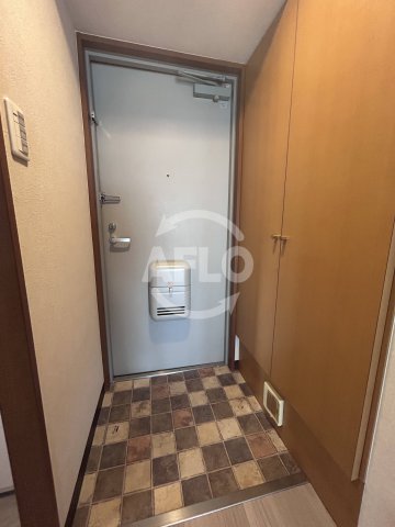 玄関　グランシャルマン新大阪　玄関