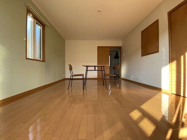 居室・リビング　★フローリングの綺麗なリビングルームですね★