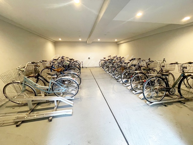 その他共有部分　屋根付き駐輪スペース♪