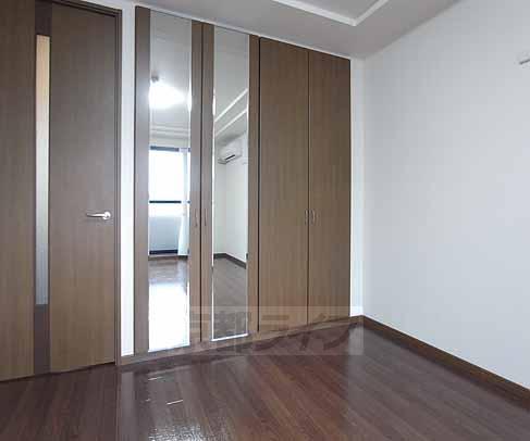 その他設備　鏡付きです。