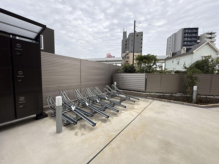 駐車場　駐輪場です