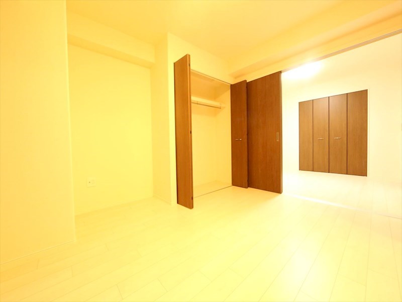 その他部屋・スペース　洋室7.6帖　クローゼット付（収納充実してます）