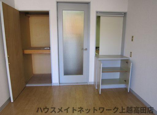 居室・リビング　洋室