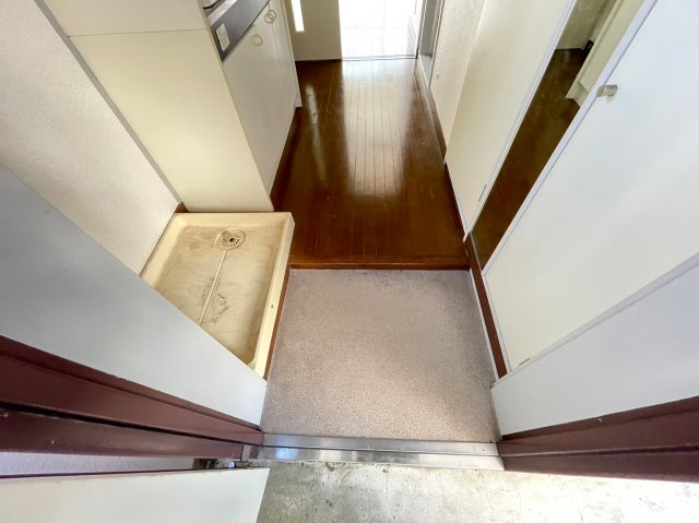 玄関　※参考写真