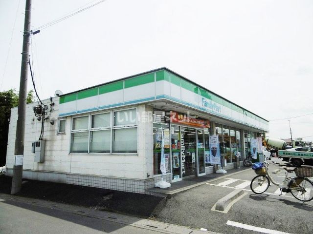 コンビニ　ファミリーマート 岩槻本宿店（コンビニ）まで1318m