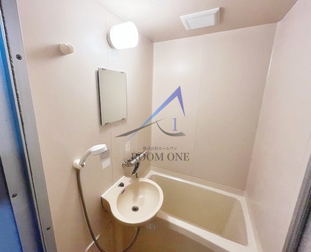 バス・シャワールーム　お風呂です。