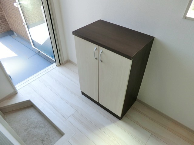 玄関　★玄関にシューズボックスを設置★