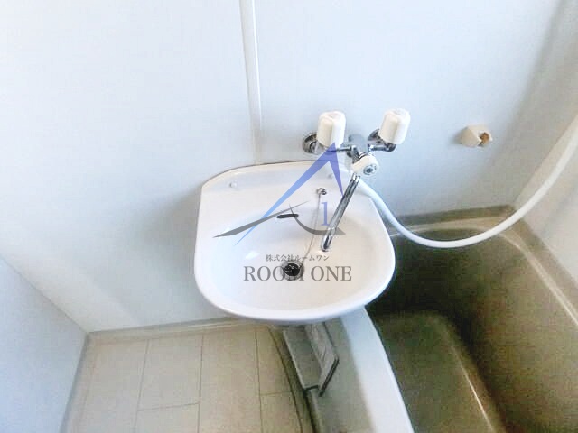 洗面設備　洗面台です。
