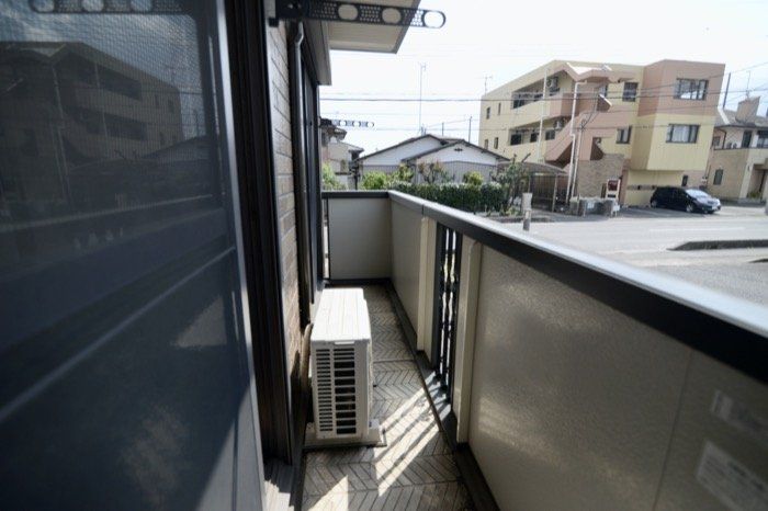 バルコニー　バルコニー