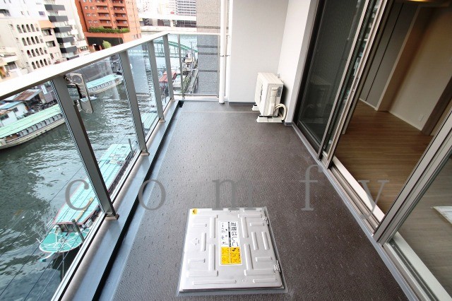 バルコニー　ワイドバルコニー