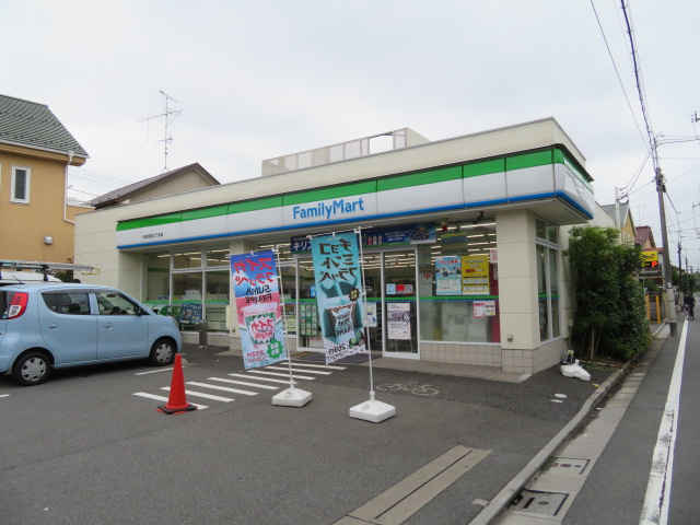 コンビニ　ファミリーマート 杉並宮前3丁目店（コンビニ）まで469m