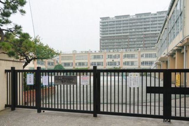 小学校　江東区立第二亀戸小学校（小学校）まで692m