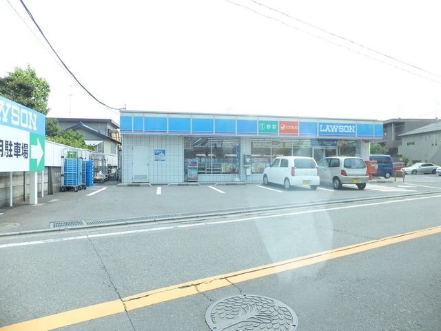 コンビニ　ローソン町田成瀬街道店（コンビニ）まで668m