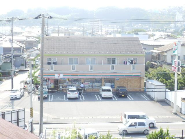 コンビニ　セブンイレブン平塚河内店（コンビニ）まで836m