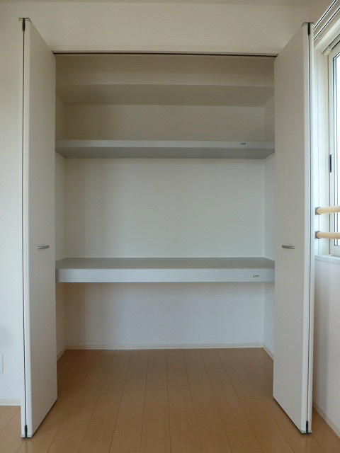 収納　写真は301号室です（参考）