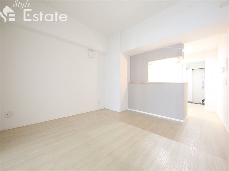 居室・リビング　内装