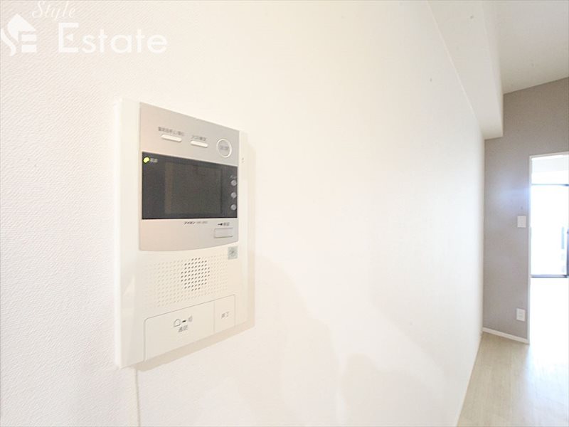 セキュリティ　モニター付きインターホン