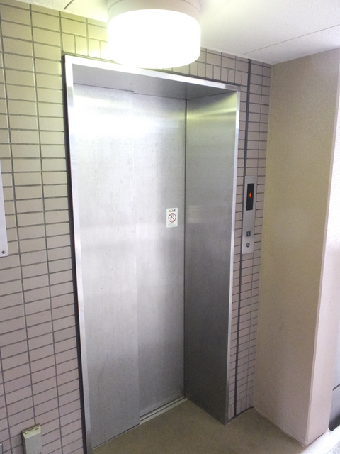 その他共有部分　エレベーター付いてます